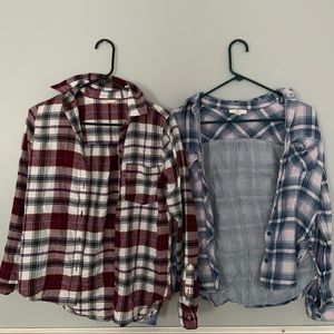 Bundle of 2 women’s flannels XS